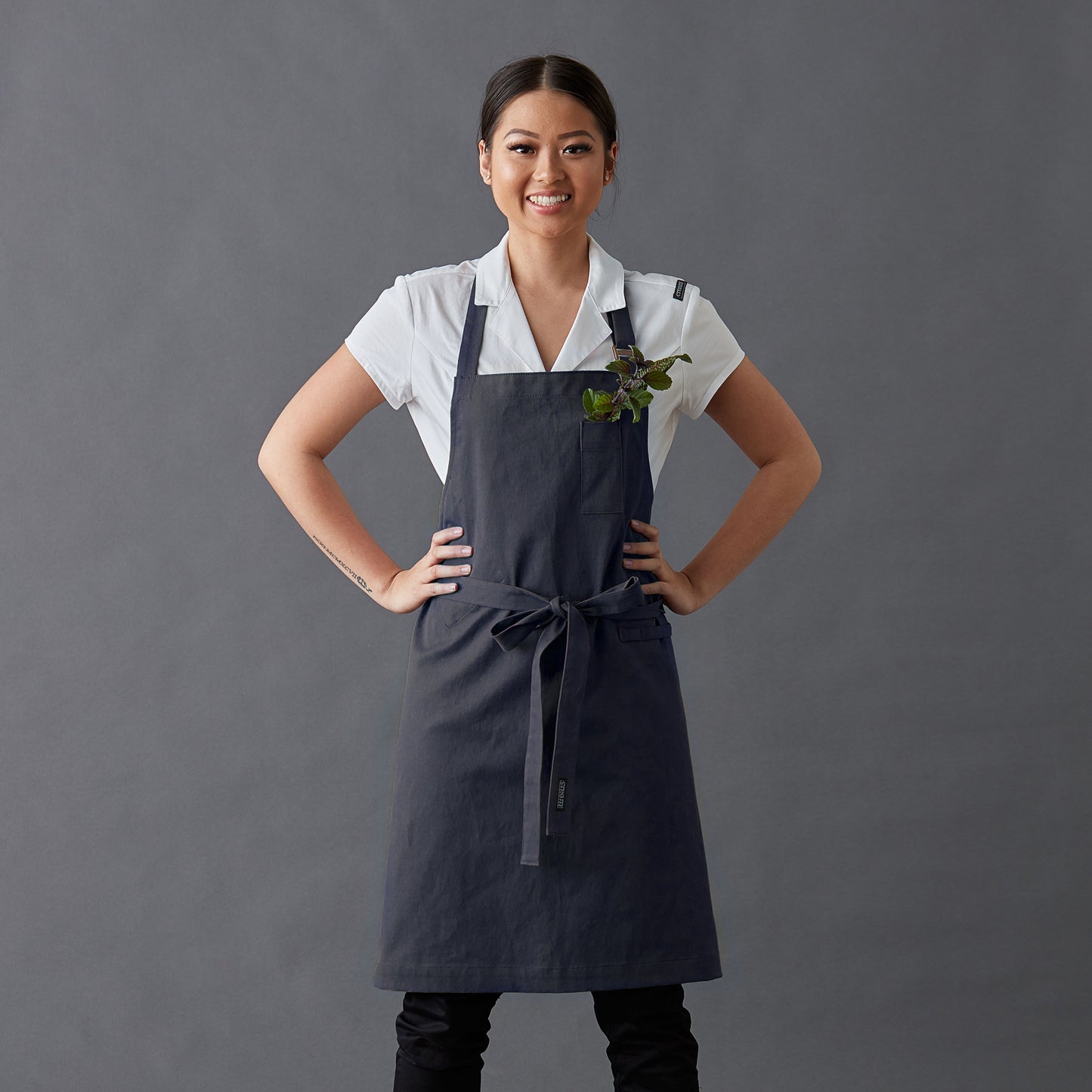 Apron Magic with secret pocket, made from stretchy 100% Organic Cotton