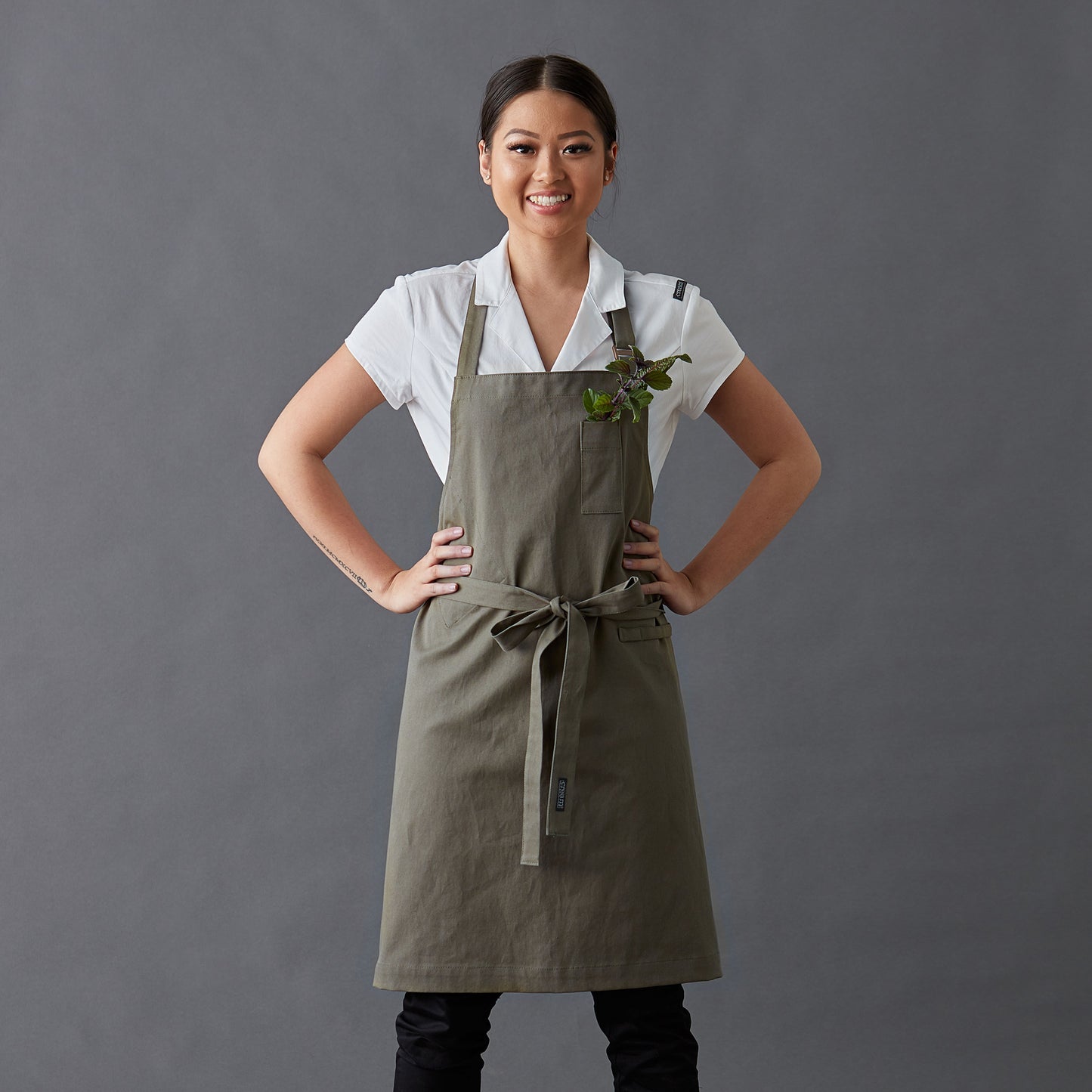 Apron Magic with secret pocket, made from stretchy 100% Organic Cotton