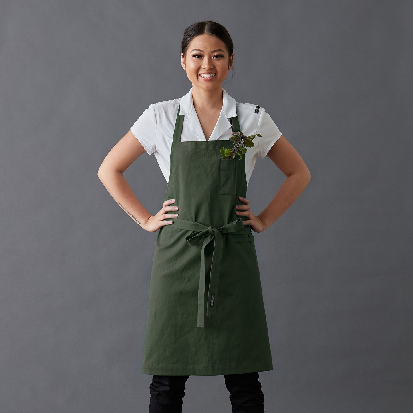 Apron Magic with secret pocket, made from stretchy 100% Organic Cotton